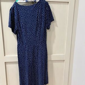Seraphine patterned maternity dress.